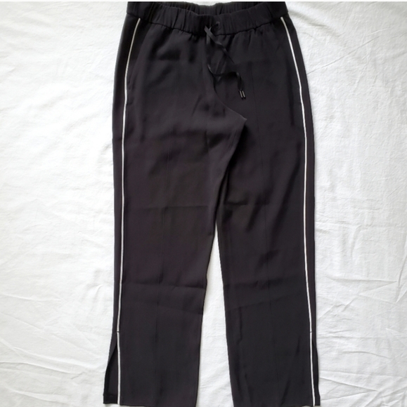 🍋Like New Lululemon On The Right Track Pant - Picture 10 of 15